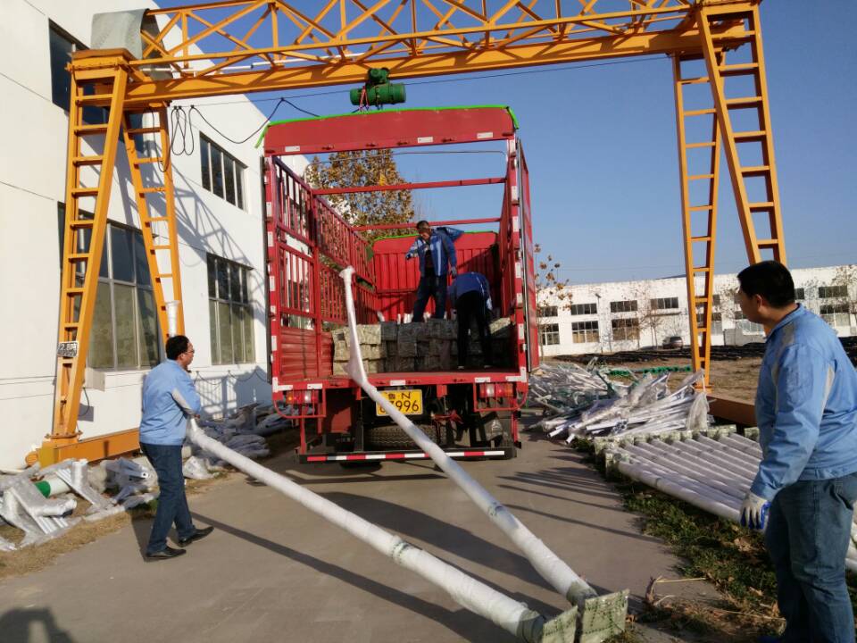 山東<a href='/Products/taiyangnengludeng.html' class='keys' title='點擊查看關(guān)于太陽能路燈的相關(guān)信息' target='_blank'>太陽能路燈</a>